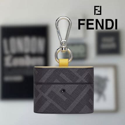 airpods ケース FENDI(フェンディ) スマホケース・テックアクセ .